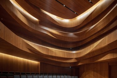 Interior timber walls of Jean Nouvel concert auditorium in Copenhagen